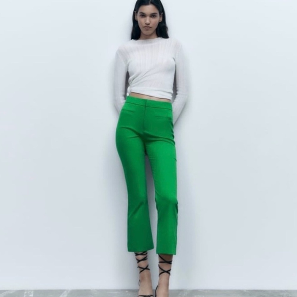 Zara Green cropped flare Pants